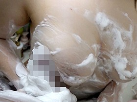 スーパー巨乳アイドル天音ありすのガチ自宅で潮パーティー in名古屋　サンプル画像09